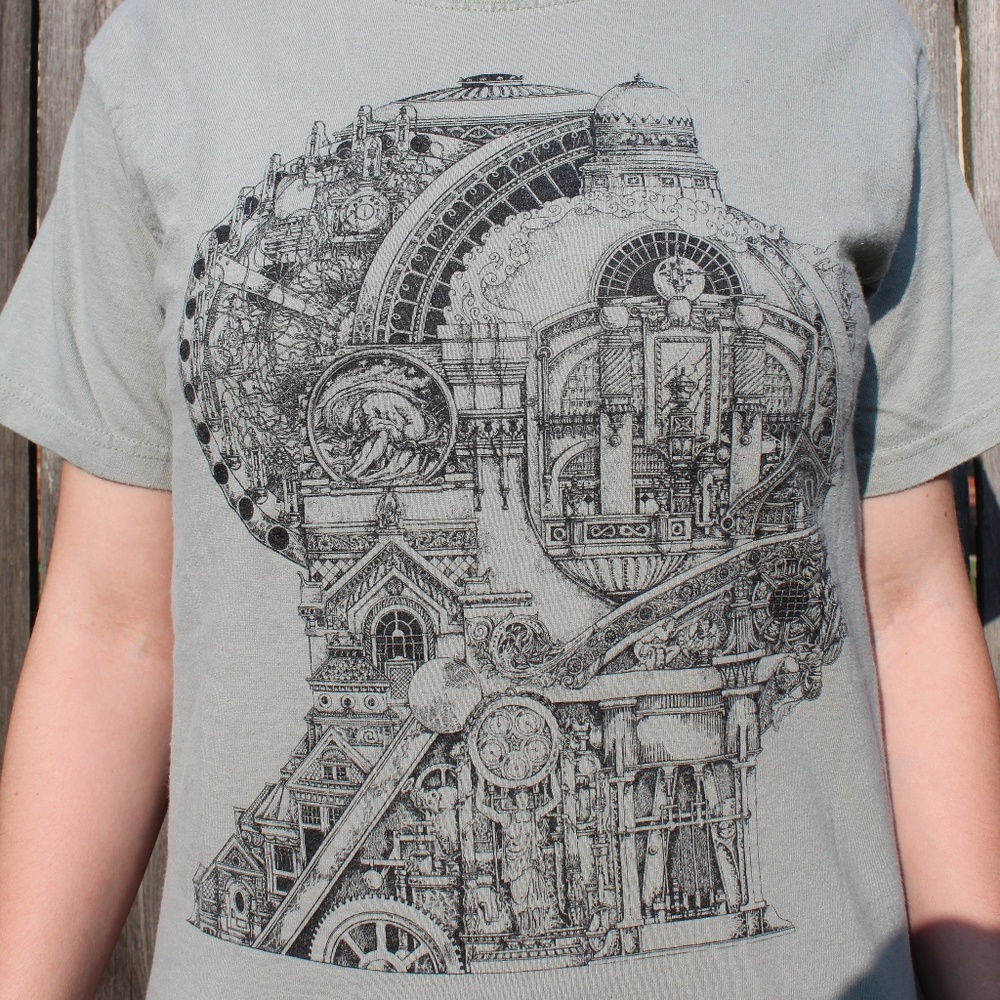 Green Graphic Tee with Cool Architectural Design